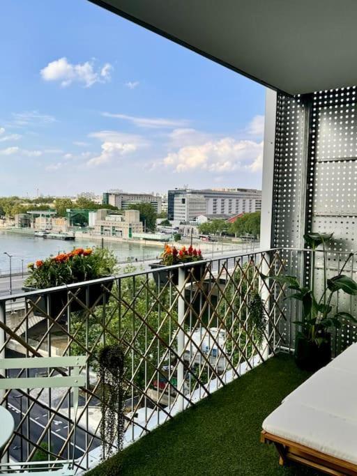 Vue Sur Seine 13eme Arrondissement Appartement Parijs